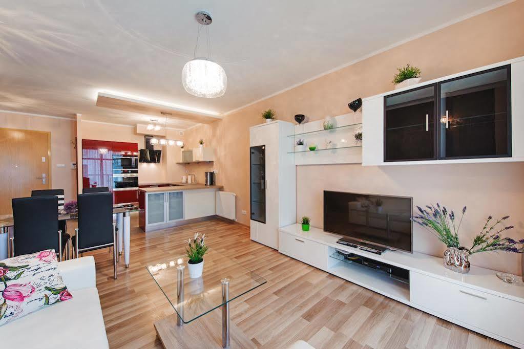 Apartamenty Sun & Snow Sopocka Przystan سوبوت المظهر الخارجي الصورة